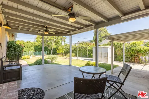 $899,000 | 8362 Shirley Avenue, Northridge, CA 91324