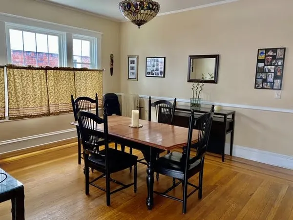 $2,850 | 389 Lloyd Avenue, Unit 1, Providence, RI 02906