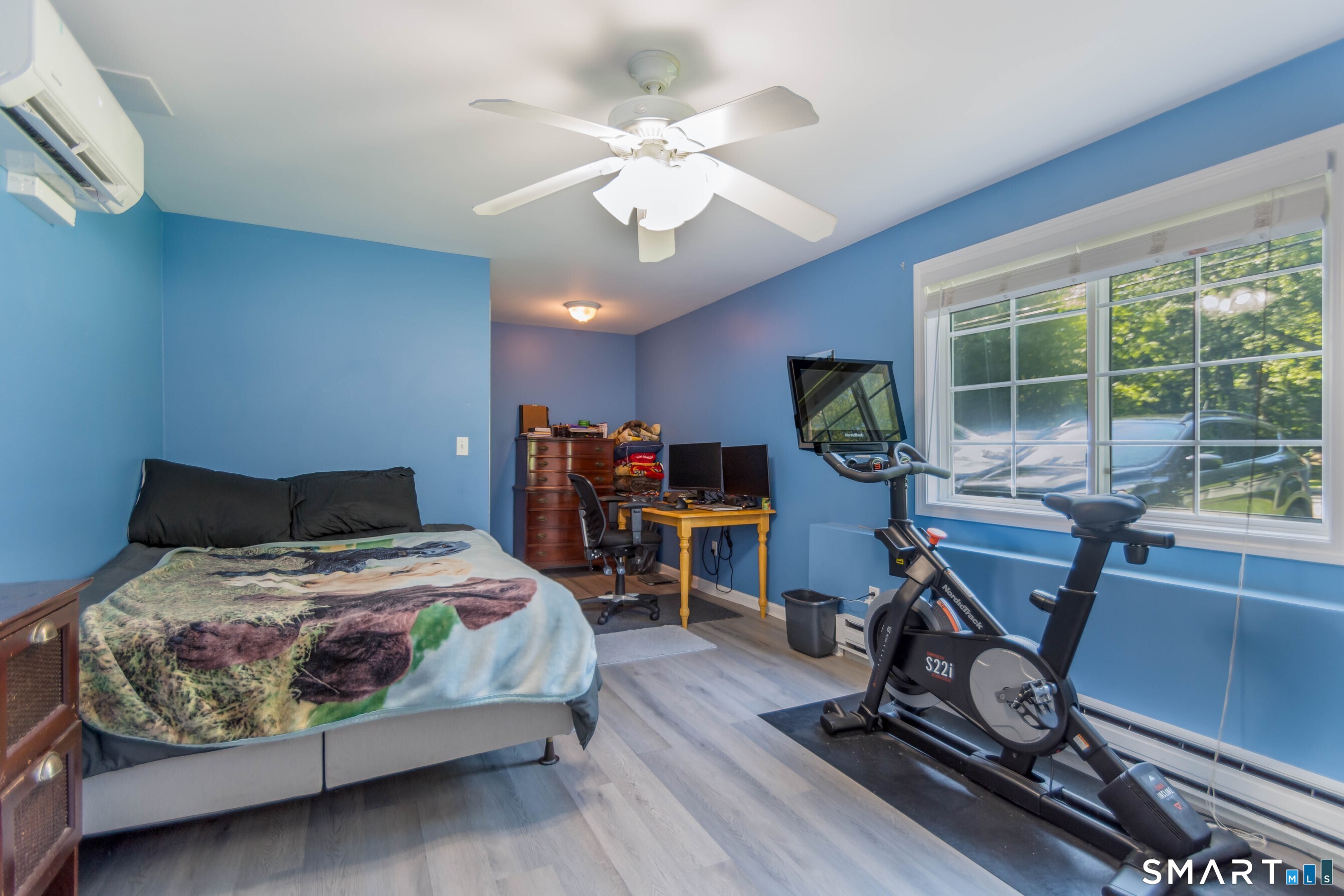 18 Arbor Road Monroe, CT 06468 - Photo 20 of 27 In- law bedroom