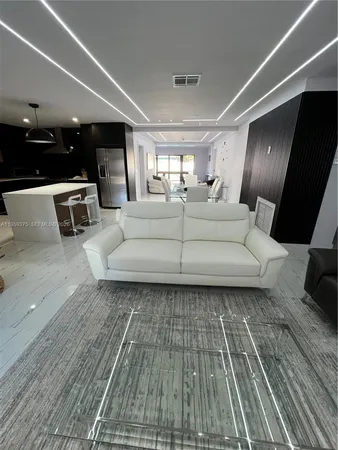 $12,000 | 39 Southeast 7th Street, Dania Beach, FL 33004