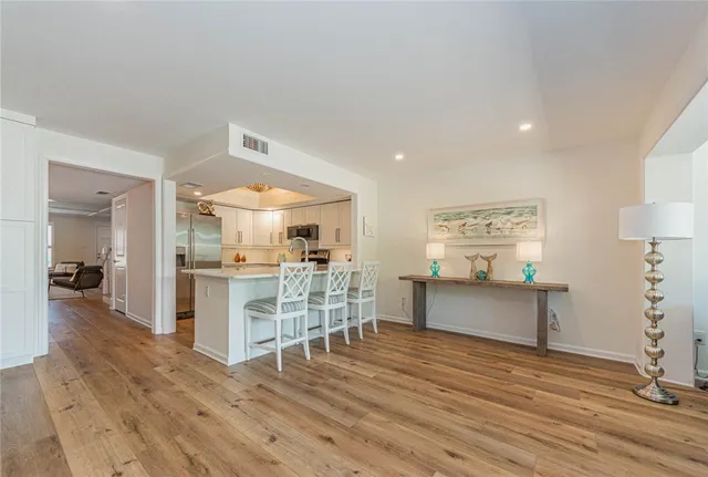 $6,500 | 2735 Ocean Drive, Unit 18A, Vero Beach, FL 32963