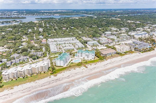 $6,500 | 2735 Ocean Drive, Unit 18A, Vero Beach, FL 32963
