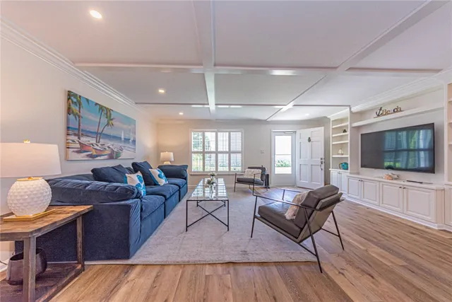 $6,500 | 2735 Ocean Drive, Unit 18A, Vero Beach, FL 32963