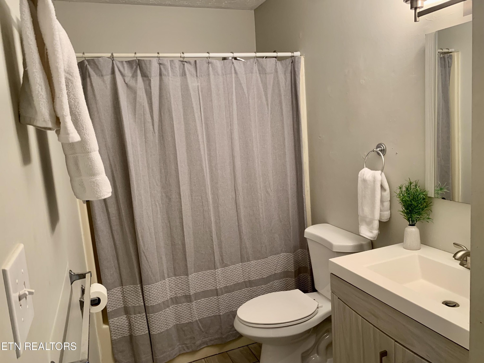 4015 Abercorn Road Knoxville, TN 37921 - Photo 12 of 30 Gallery Image 12