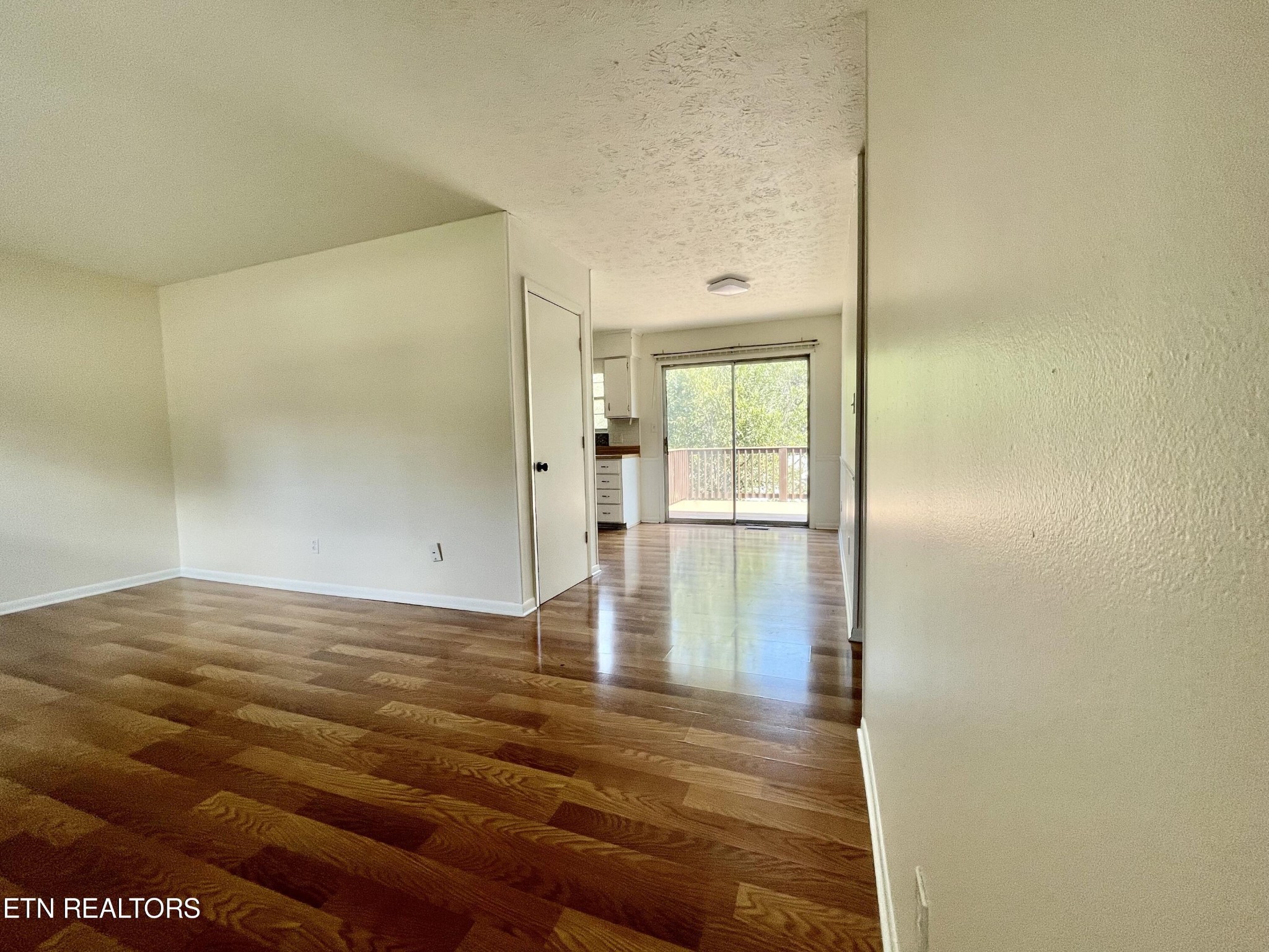 4015 Abercorn Road Knoxville, TN 37921 - Photo 5 of 30 Gallery Image 5