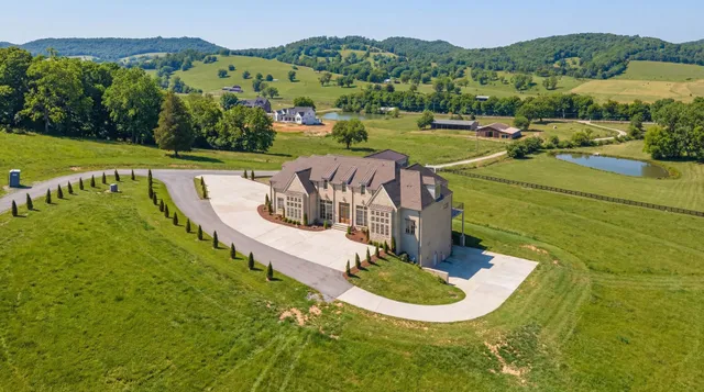$3,500,000 | 2420 Walter Way, College Grove, TN 37046