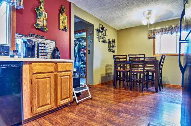 7829 Dubuque Road Clarkston, MI 48348 - Photo 11 of 33 21172894-10.JPG