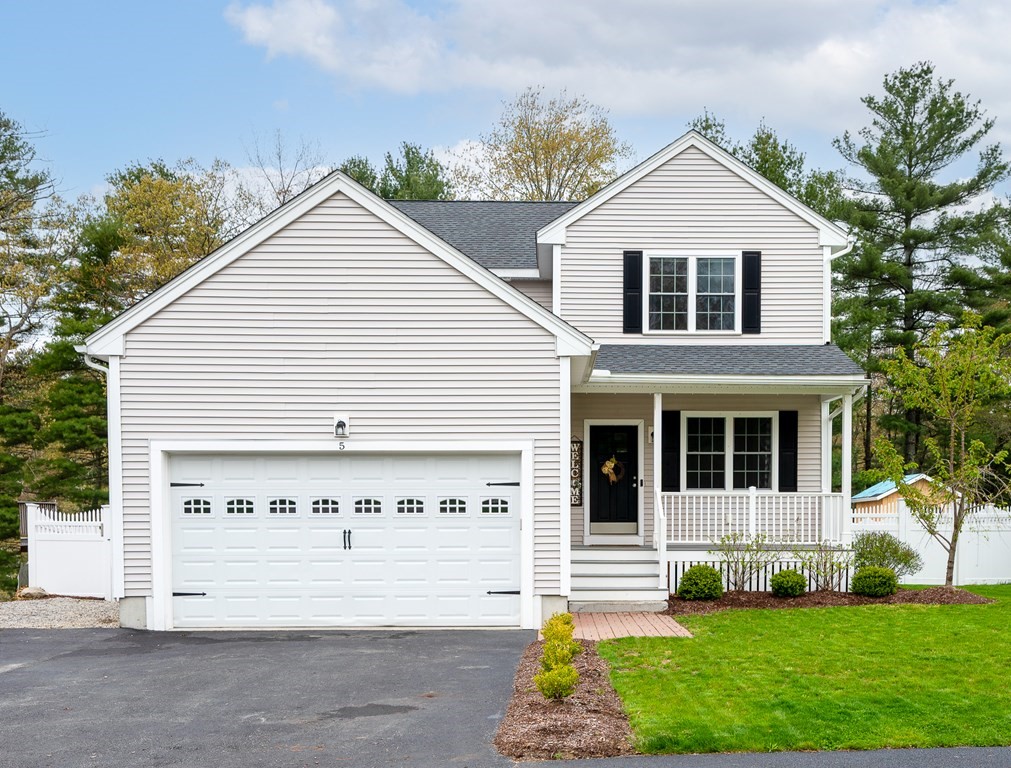 5 Hunters Court Sutton, MA 01590 - Photo 1 of 40 Gallery Image 1
