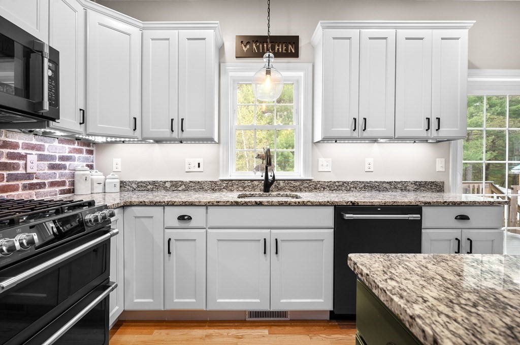 5 Hunters Court Sutton, MA 01590 - Photo 11 of 40 Gallery Image 11