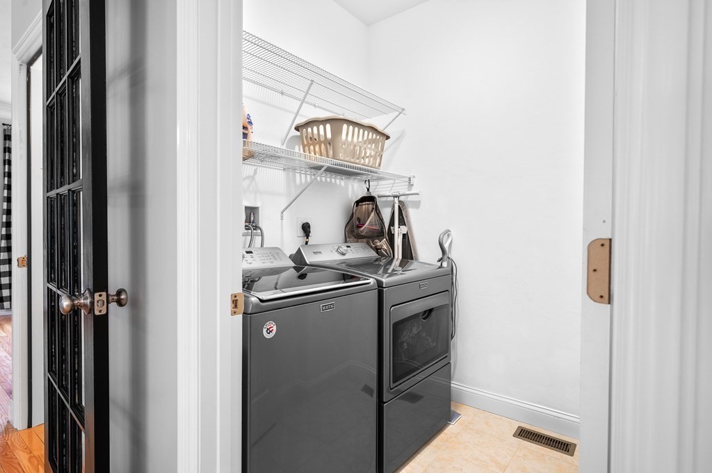 5 Hunters Court Sutton, MA 01590 - Photo 14 of 40 Gallery Image 14