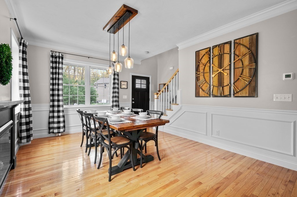 5 Hunters Court Sutton, MA 01590 - Photo 3 of 40 Gallery Image 3