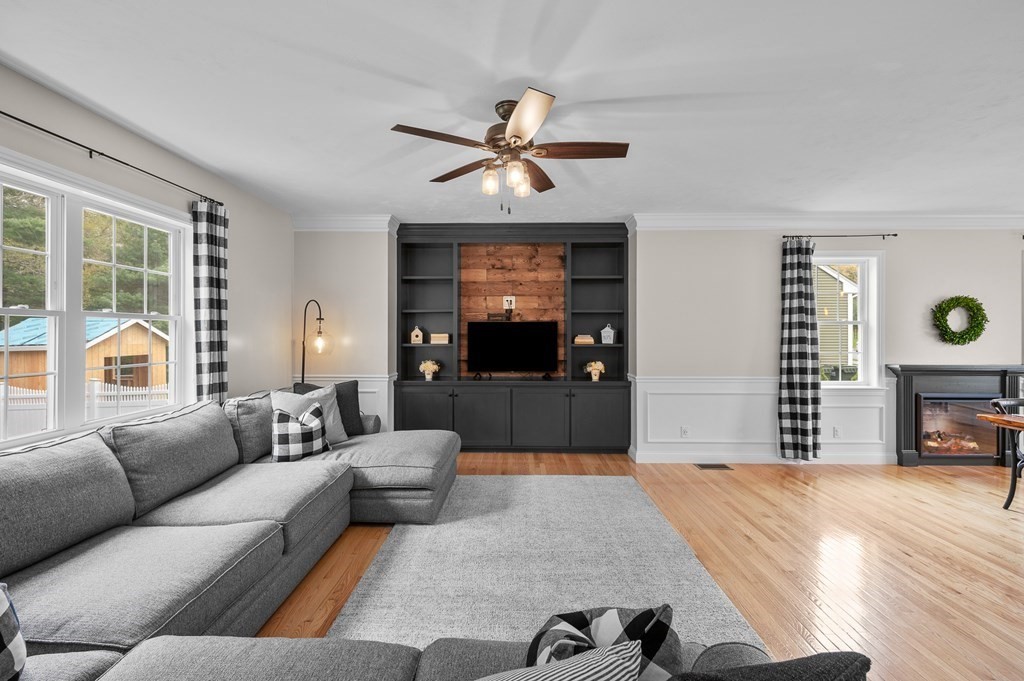 5 Hunters Court Sutton, MA 01590 - Photo 7 of 40 Gallery Image 7