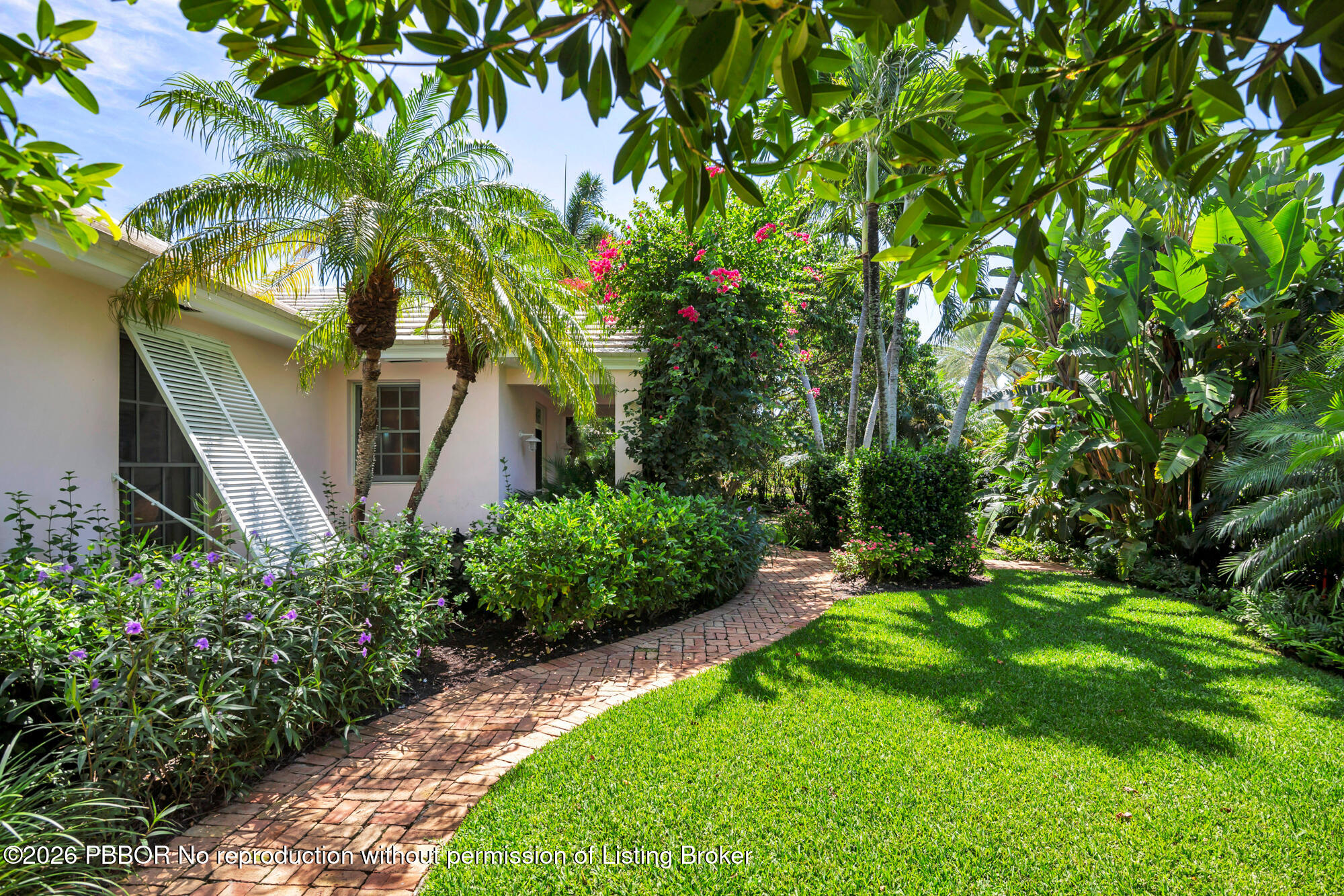 243 Garden Road Palm Beach, FL 33480 - Photo 3 of 31 low-11