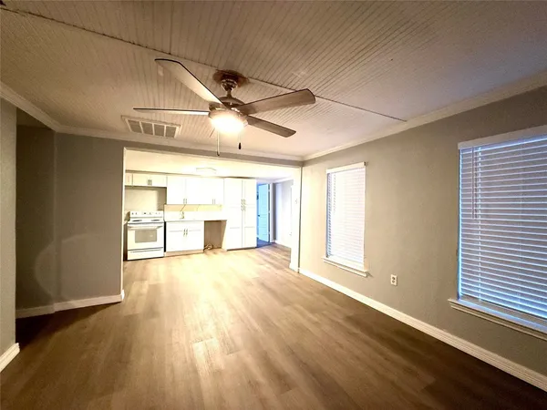 $129,900 | 126 Holly Ridge, Onalaska, TX 77360