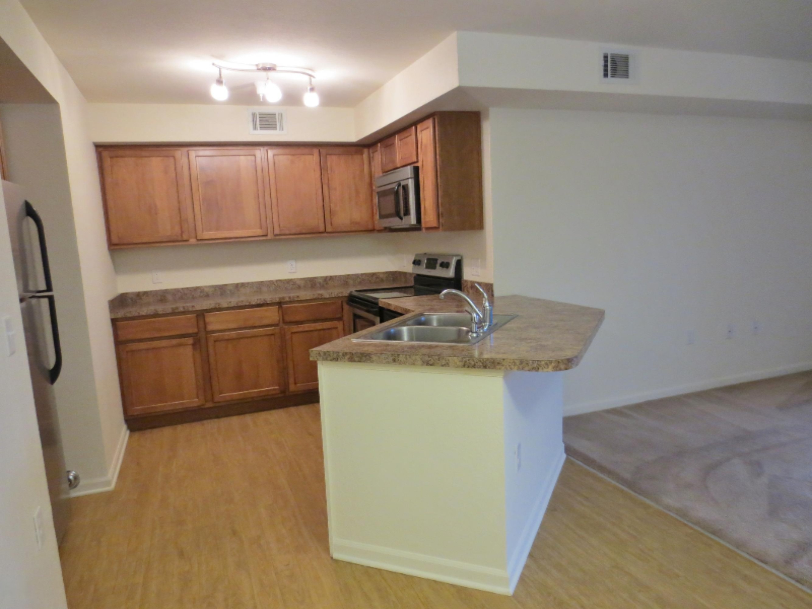 18400 North Ridge Court, Unit 19 Spring Lake, MI 49456 - Photo 8 of 17 Kitchen