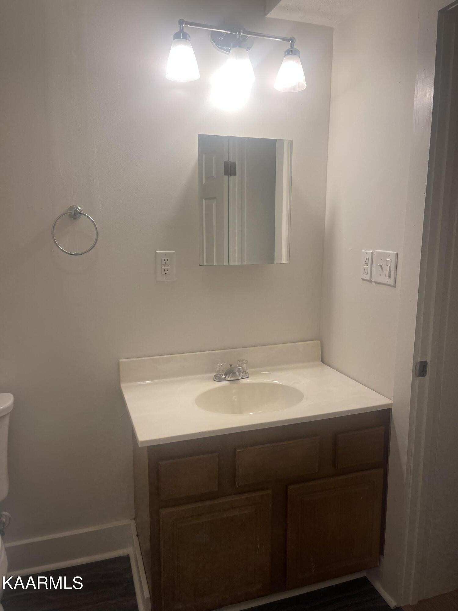 1712 Spring Street Powell, TN 37849 - Photo 14 of 25 4013C692-E8CE-4DCC-B9B0-7F3B4E4D750D