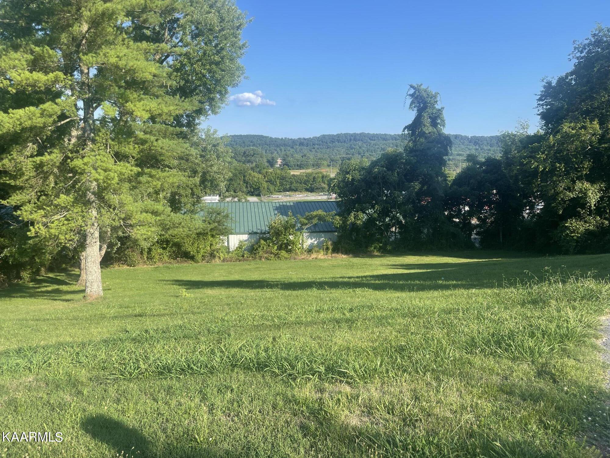 1712 Spring Street Powell, TN 37849 - Photo 25 of 25 37F4333D-6885-41E1-B2EF-8DAED60672ED