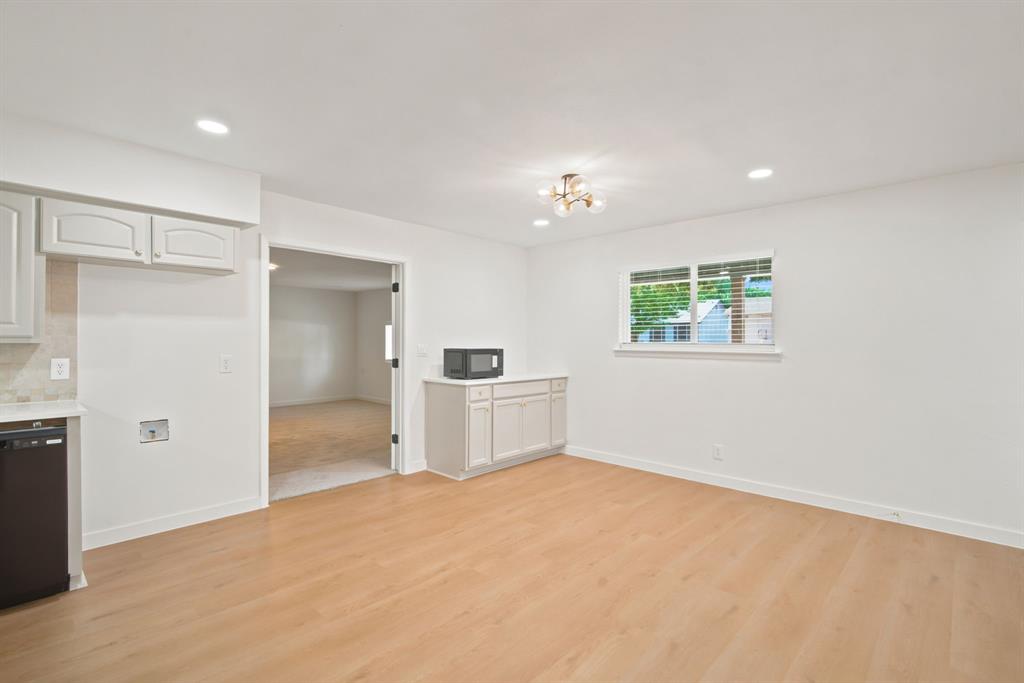 6632 Ellis Road Fort Worth, TX 76112 - Photo 17 of 35 Gallery Image 17