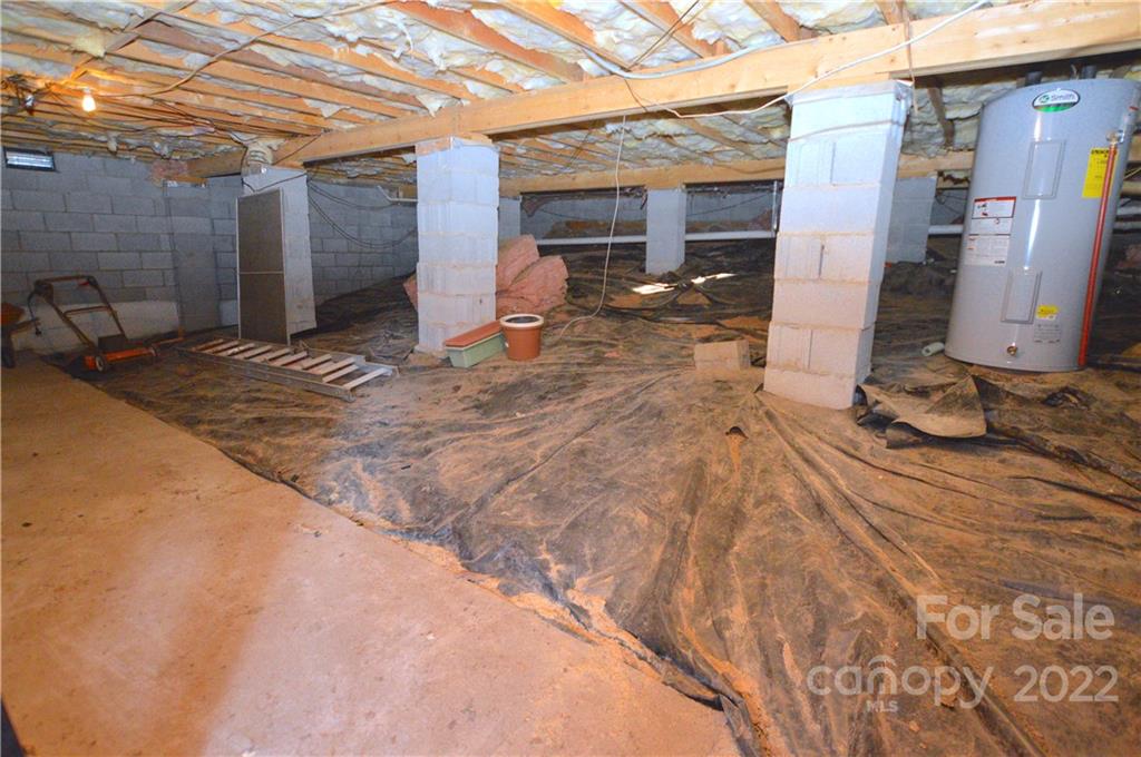 4 Blue Jay Loop Maggie Valley, NC 28751 - Photo 43 of 46 a view of a backyard with chair and tables