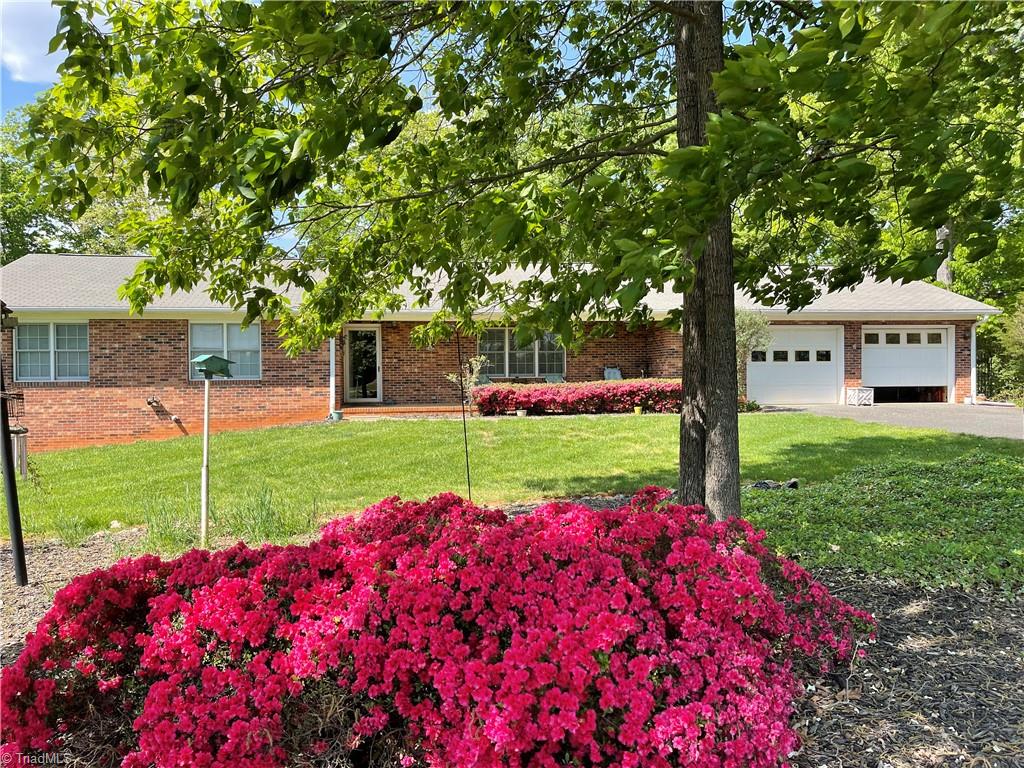 1361 Stony Ridge Road Pinnacle, NC 27043 - Photo 1 of 33