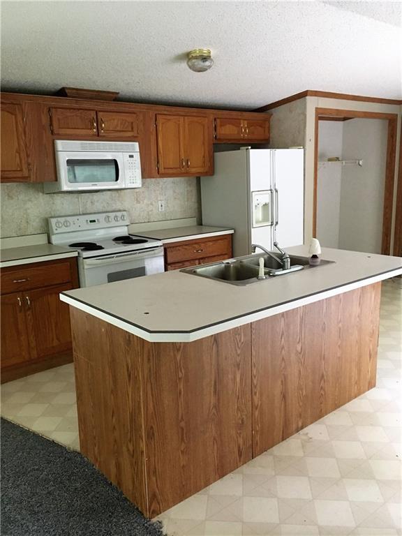 49 Narrow Ridge Road Boothbay, ME 04537 - Photo 4 of 16 Kitchen: dishwasher is on the other...