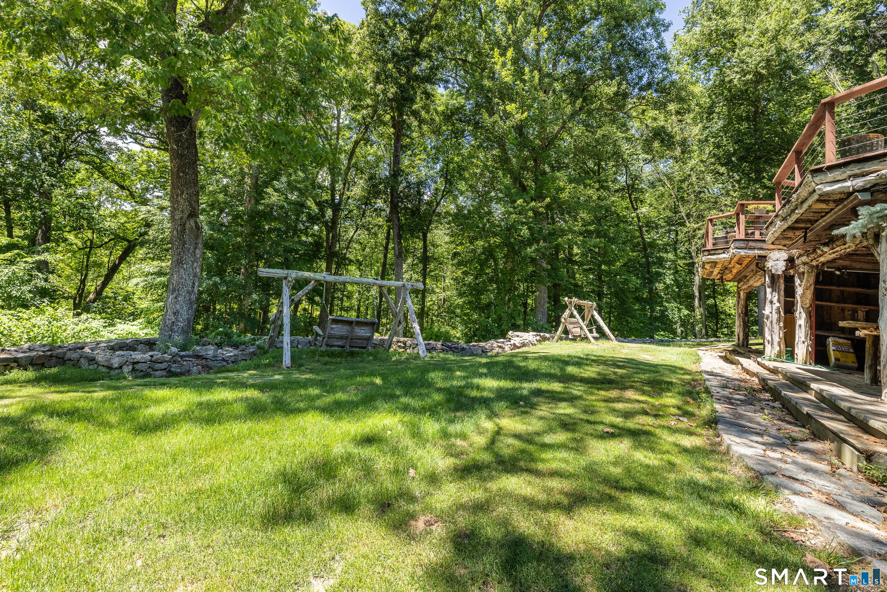 17 Sweet Meadow Road Newtown, CT 06470 - Photo 33 of 40