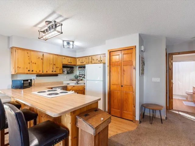 $489,900 | 20170 Sugarbush Lane, Brainerd, MN 56401