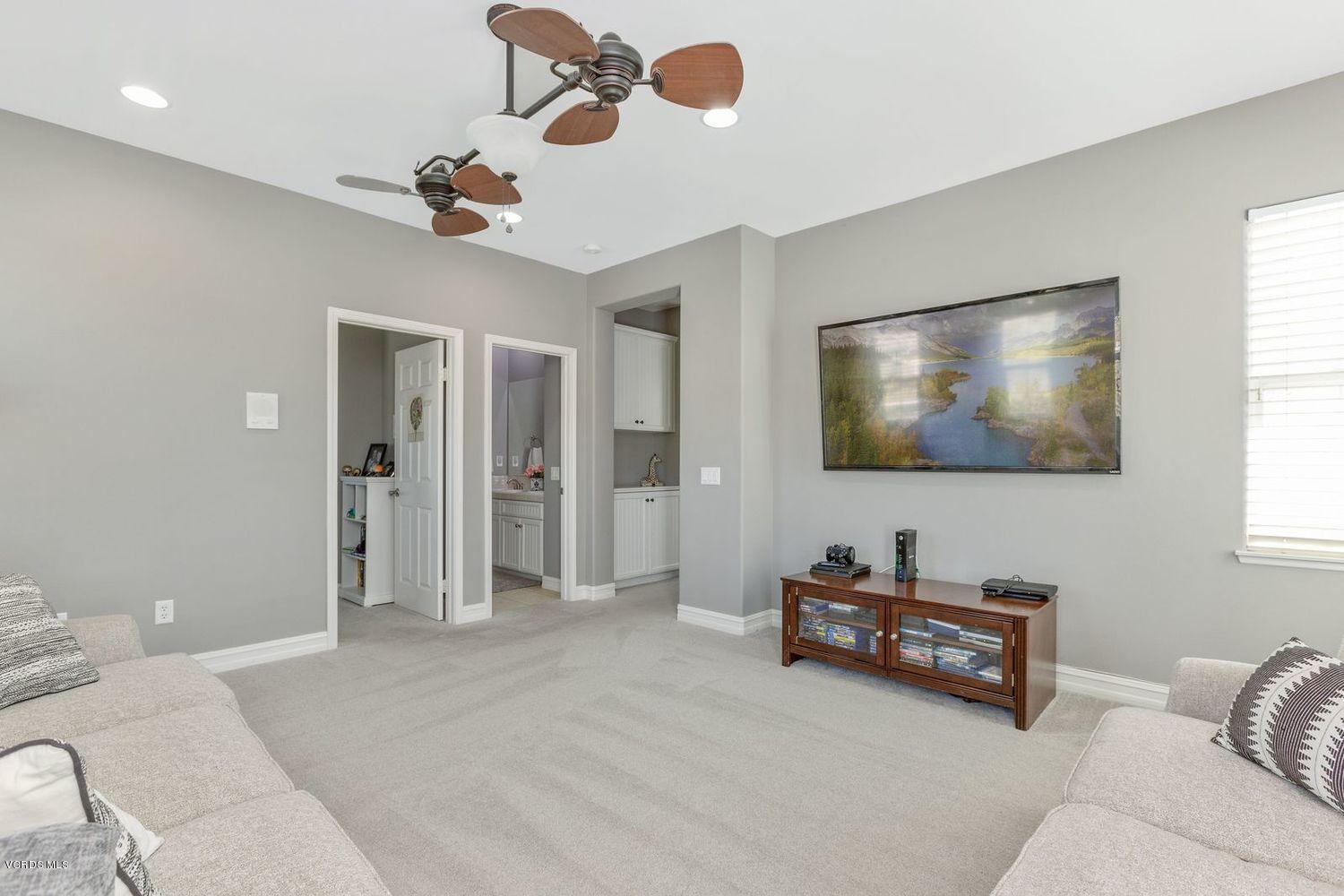 4948 Corral Street Simi Valley, CA 93063 - Photo 17 of 41 017_4948-corral-1-014