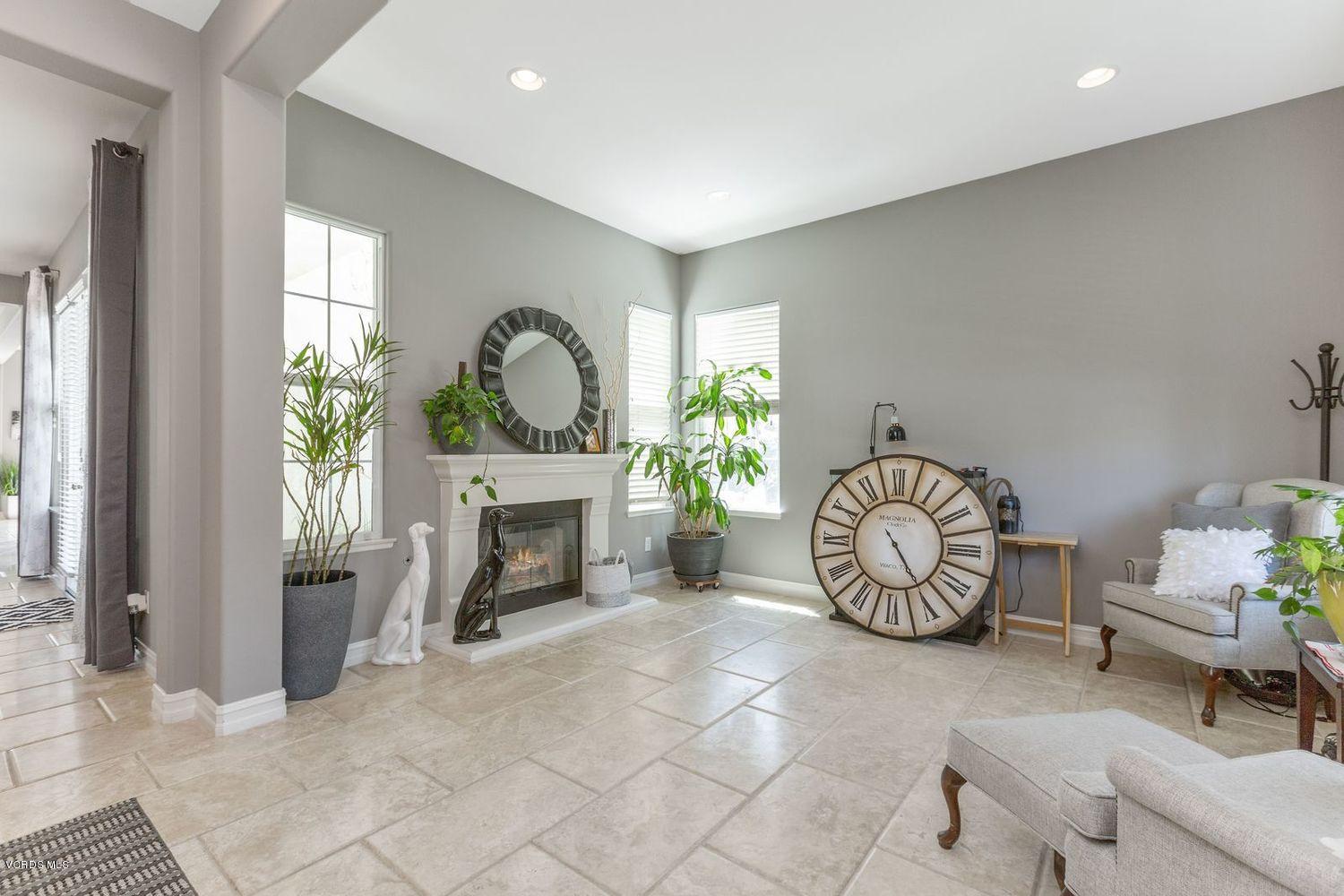 4948 Corral Street Simi Valley, CA 93063 - Photo 3 of 41 003_4948-corral-1-005