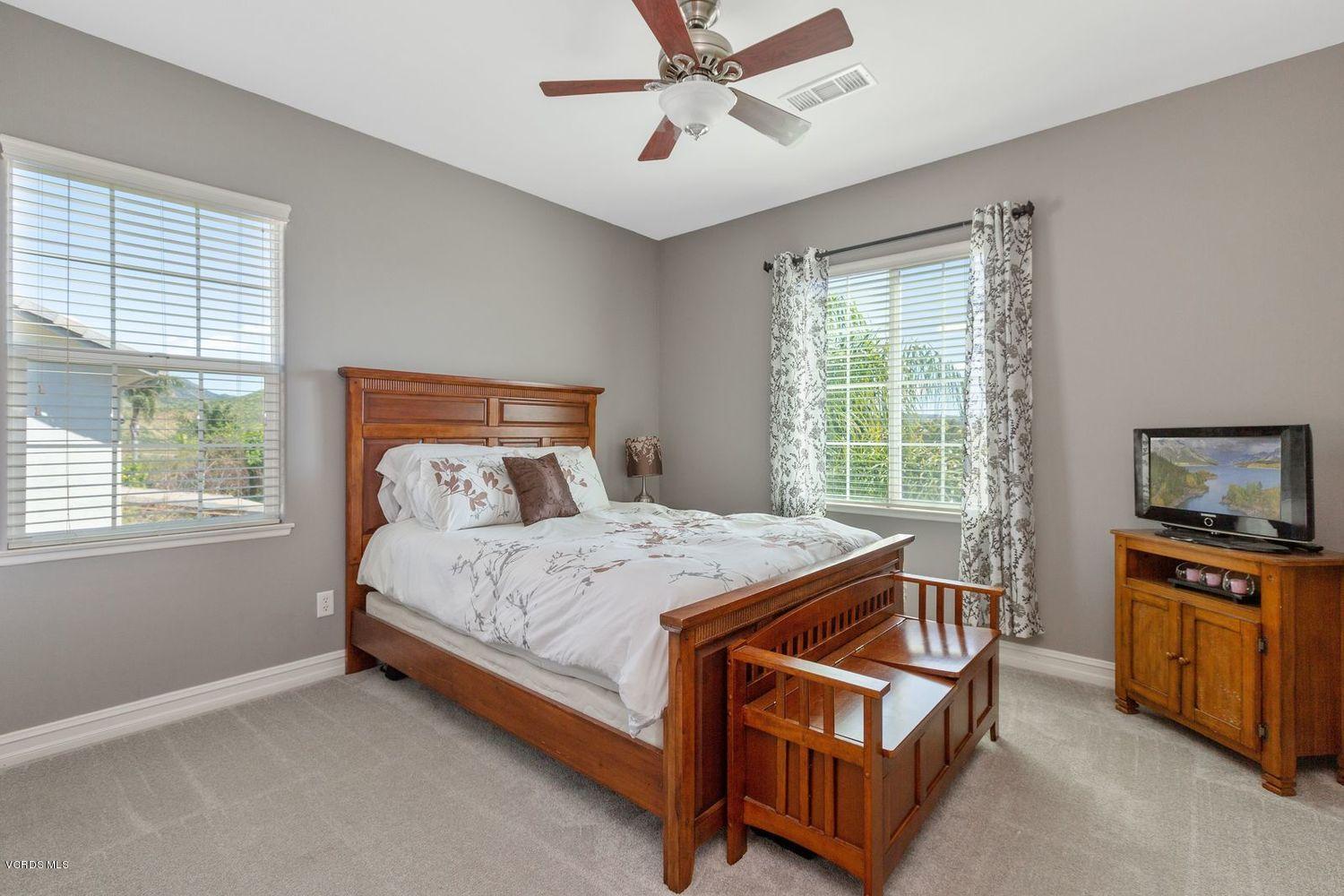 4948 Corral Street Simi Valley, CA 93063 - Photo 23 of 41 023_4948-corral-2-002