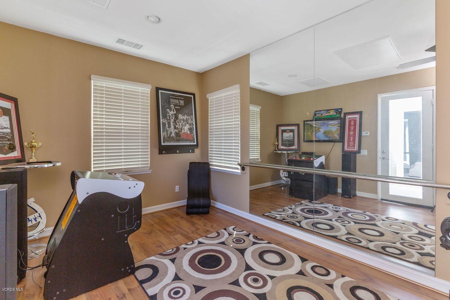 4948 Corral Street Simi Valley, CA 93063 - Photo 26 of 41 026_4948-corral-1-016