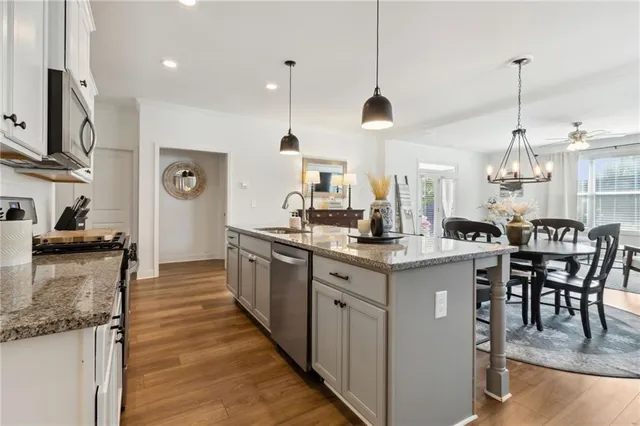 $459,900 | 5220 Parkwood Drive, Flowery Branch, GA 30542