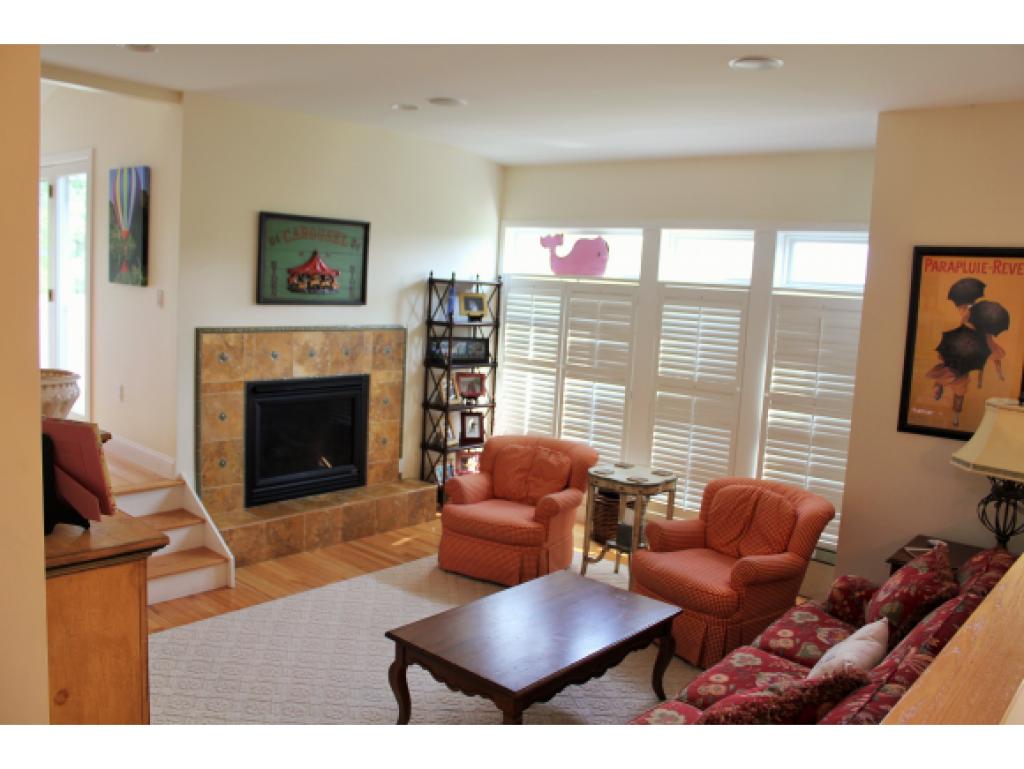 47 Otter Road, Unit A Hartford, VT 05059 - Photo 6 of 28 Gallery Image 6
