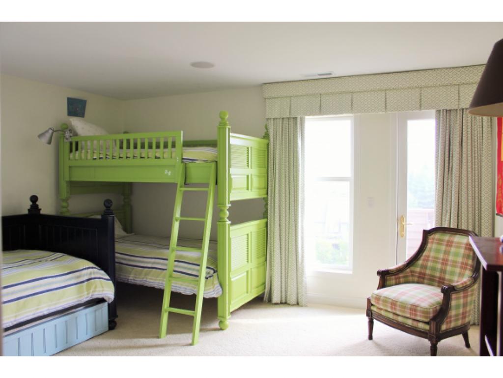 47 Otter Road, Unit A Hartford, VT 05059 - Photo 8 of 28 Gallery Image 8
