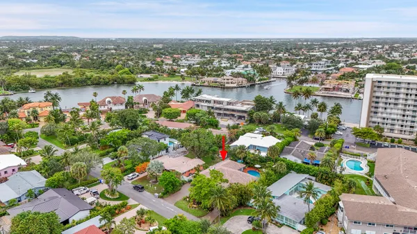 an aerial view of multiple house