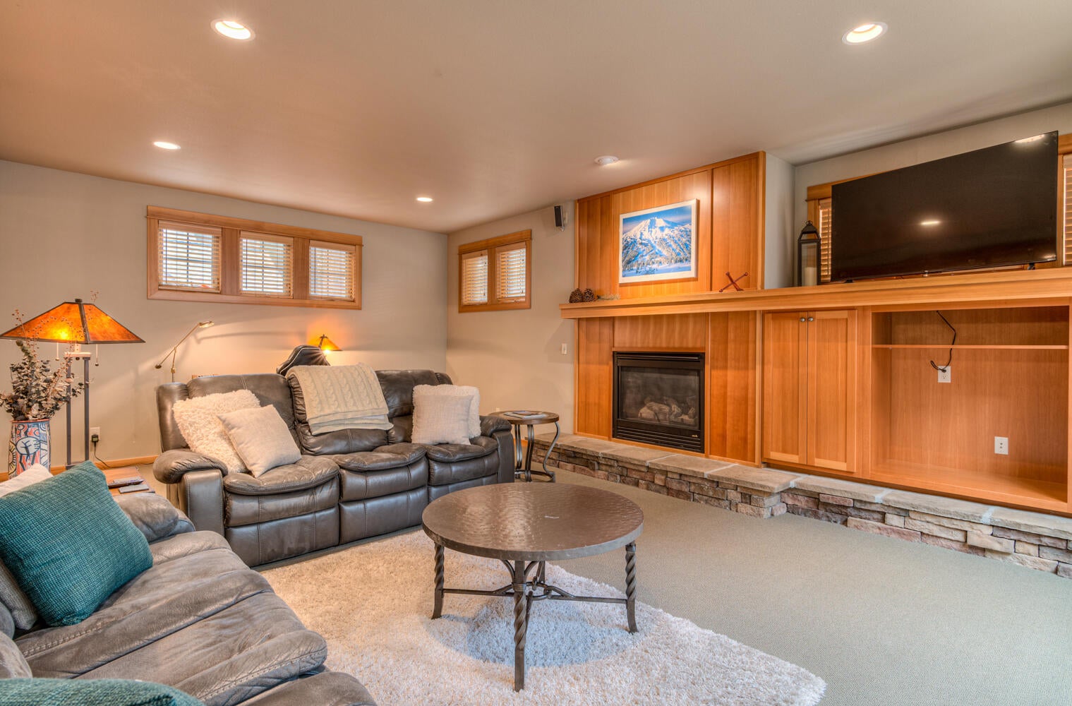 57135 Evergreen Loop Sunriver, OR 97707 - Photo 11 of 24 57135 Evergreen Loop, Bend, OR - 15