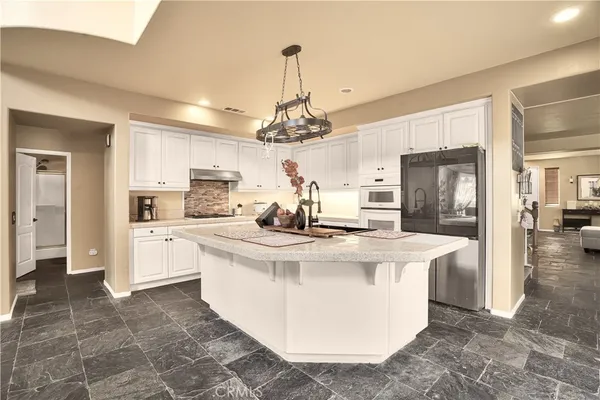 $980,000 | 15717 Alia Court, Canyon Country, CA 91387