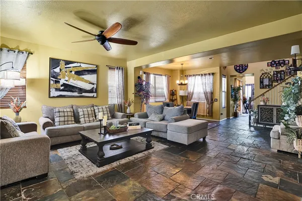 $980,000 | 15717 Alia Court, Canyon Country, CA 91387