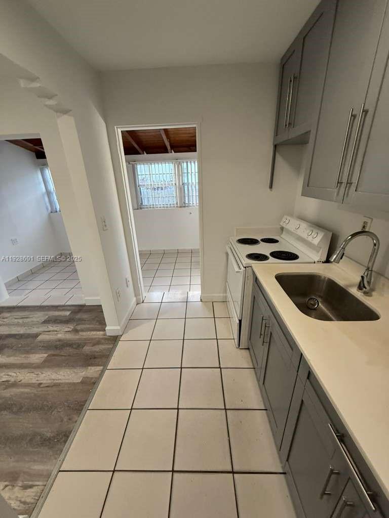 2882 Southwest 16th Street, Unit 2882 Miami, FL 33145 - Photo 4 of 43