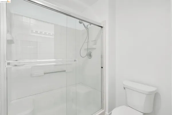 $499,000 | 220 Caldecott Lane, Unit 207, Oakland, CA 94618