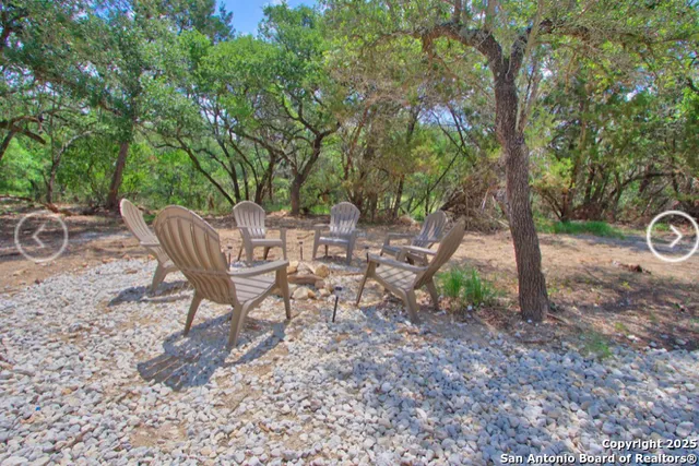 $2,300 | 1269 Lavaca, Canyon Lake, TX 78133