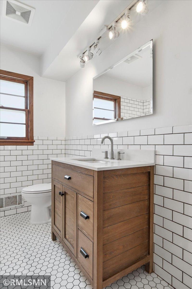 1769 Lake Street St. Paul, MN 55113 - Photo 52 of 65