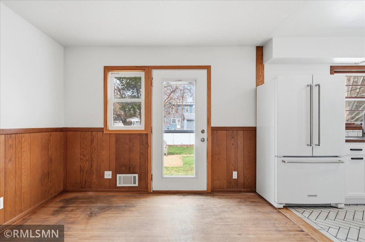 1769 Lake Street St. Paul, MN 55113 - Photo 6 of 65