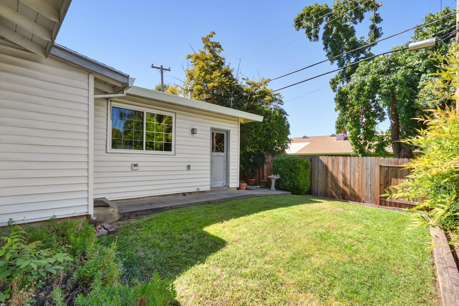 3155 Hickory Way Rocklin, CA 95677 - Photo 32 of 41