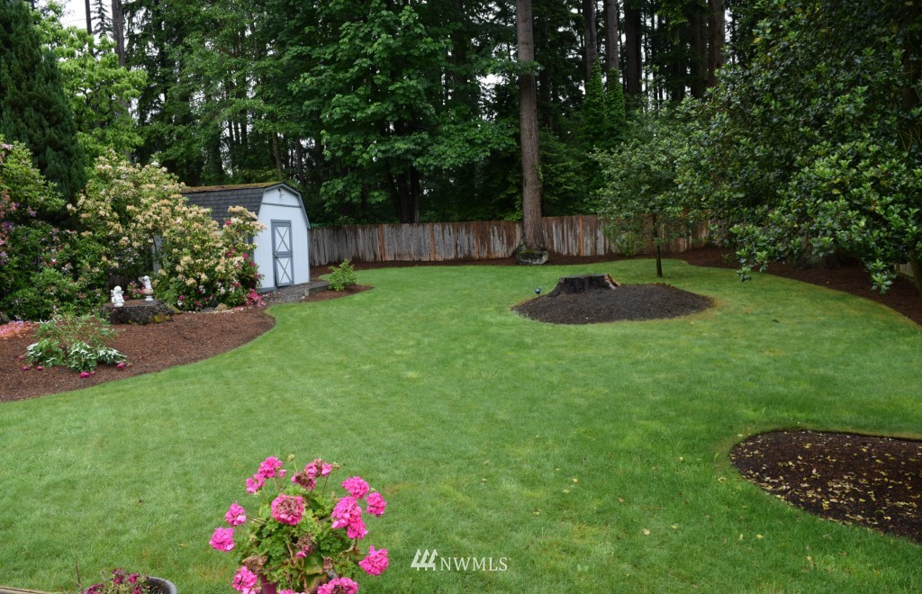 12727 Alexander Road Everett, WA 98204 - Photo 5 of 19 Gallery Image 5