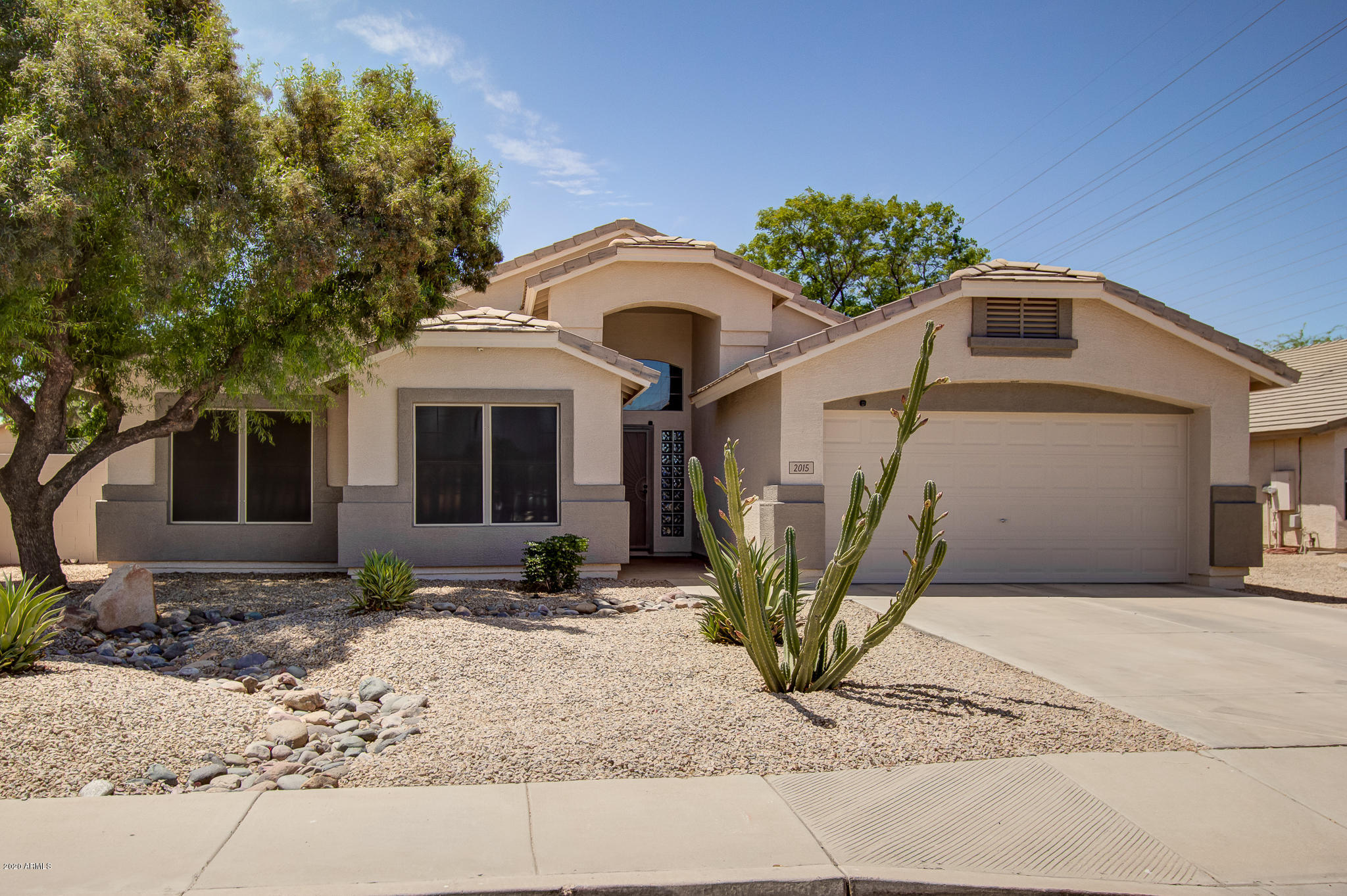 2015 East Smoke Tree Road Gilbert, AZ 85296 - Photo 1 of 24 IMG_7447_8_9