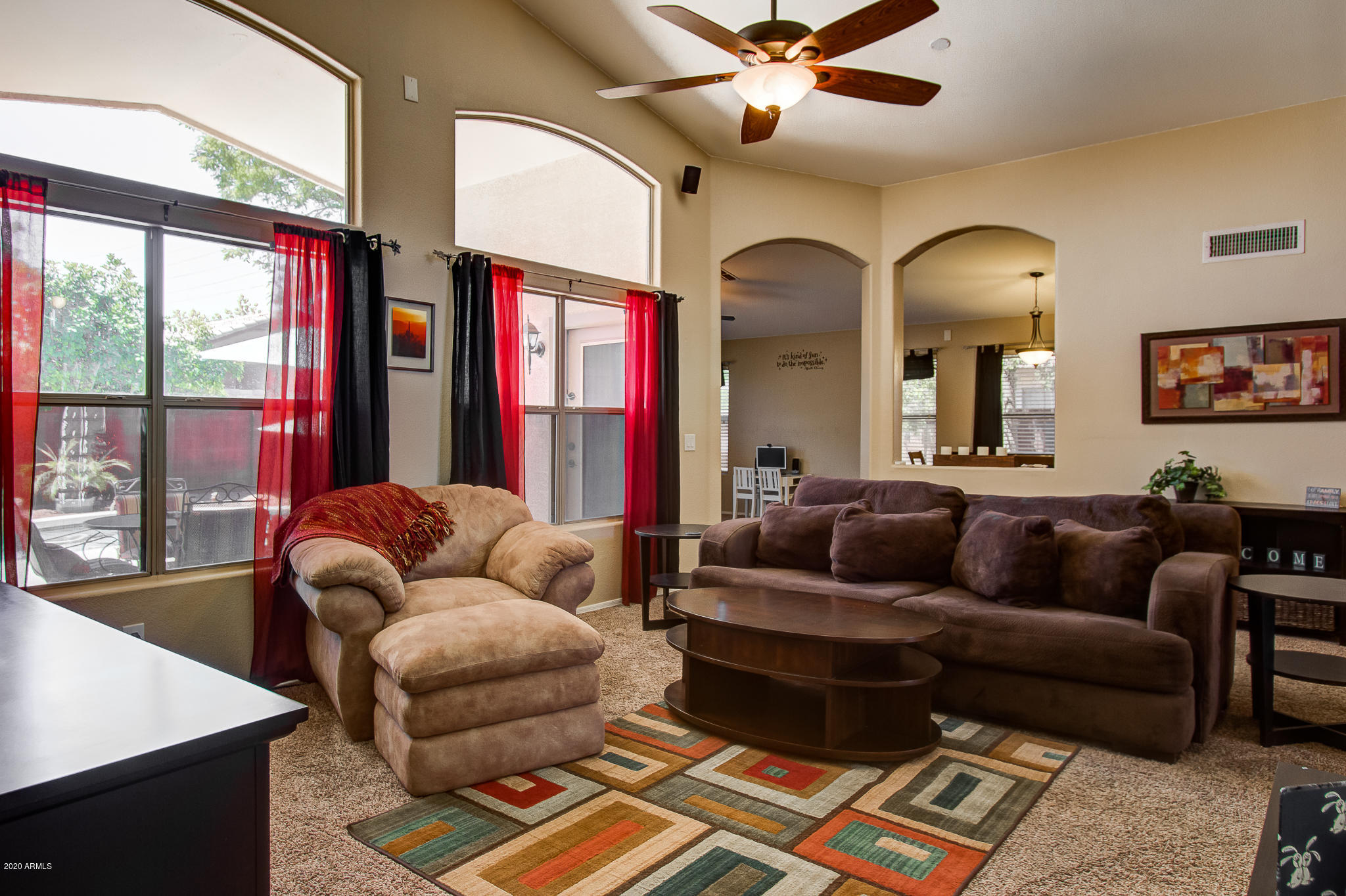 2015 East Smoke Tree Road Gilbert, AZ 85296 - Photo 3 of 24 IMG_7393_4_5