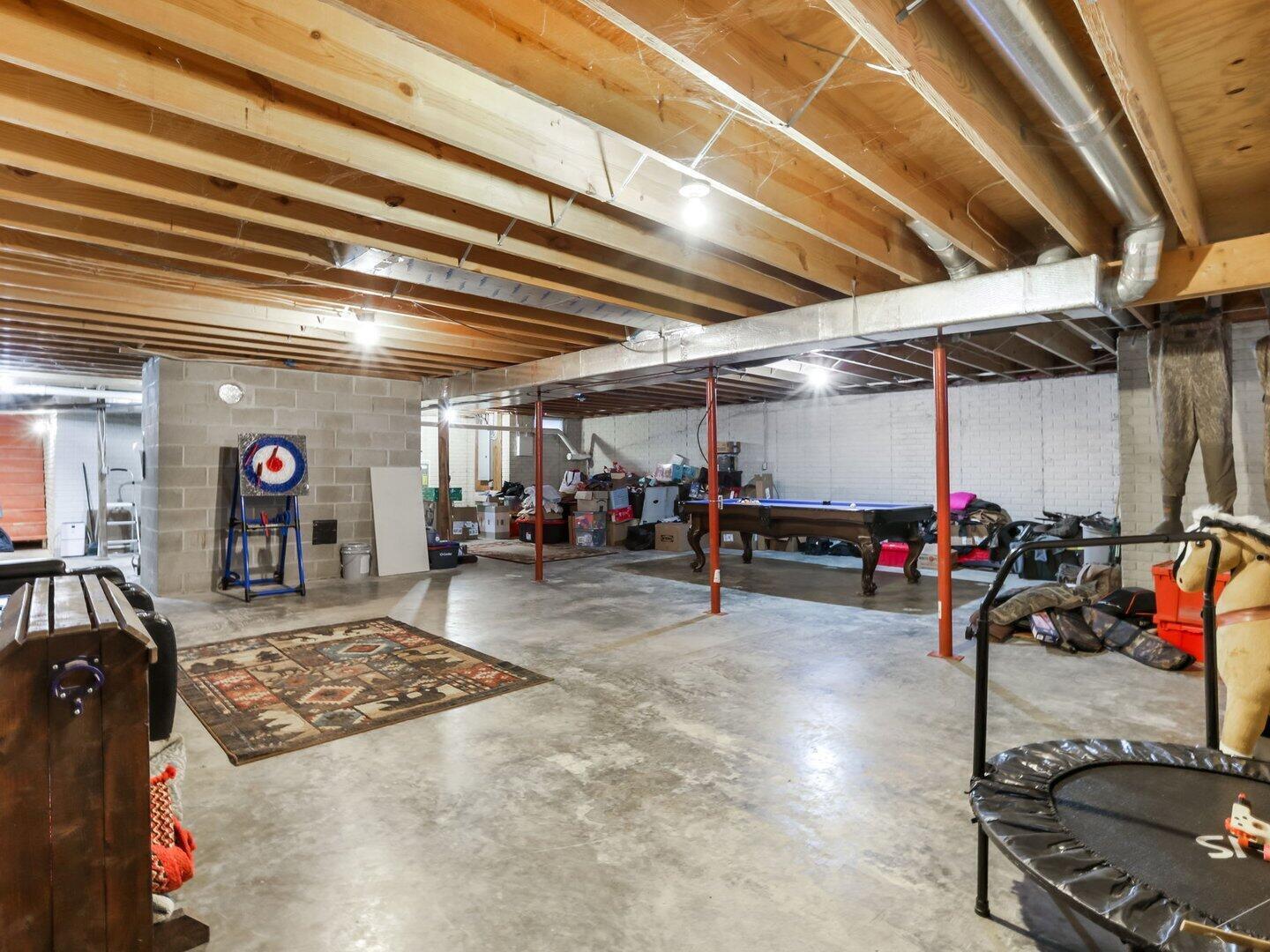27415 Caldwell Road Circleville, OH 43113 - Photo 41 of 80 41-custom-939A5064