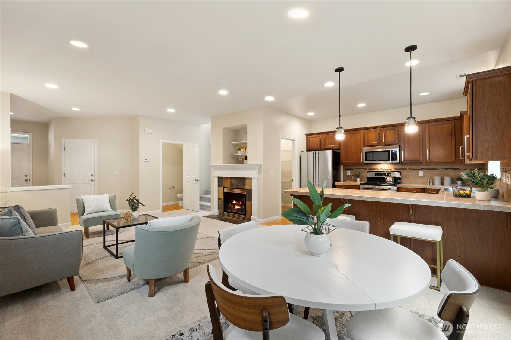18024 29th Drive Southeast Bothell, WA 98012 - Photo 7 of 35 Gallery Image 7