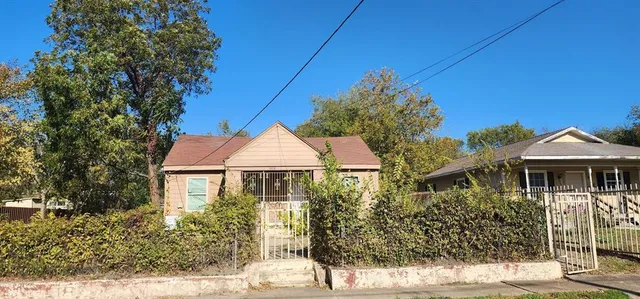 $175,000 | 1408 South Fitzhugh Avenue, Dallas, TX 75223